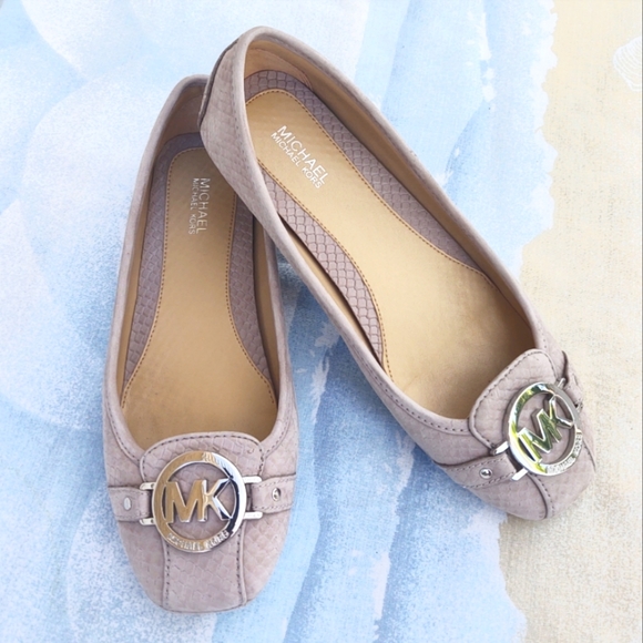 Michael Kors Shoes - Michael Kors Fulton NWOT Leather Moccasin Flat 6.5